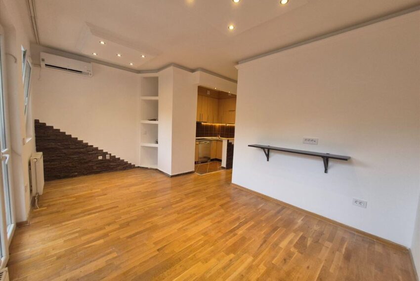 borska-renoviran-3-soban-5425646173043-71813290001