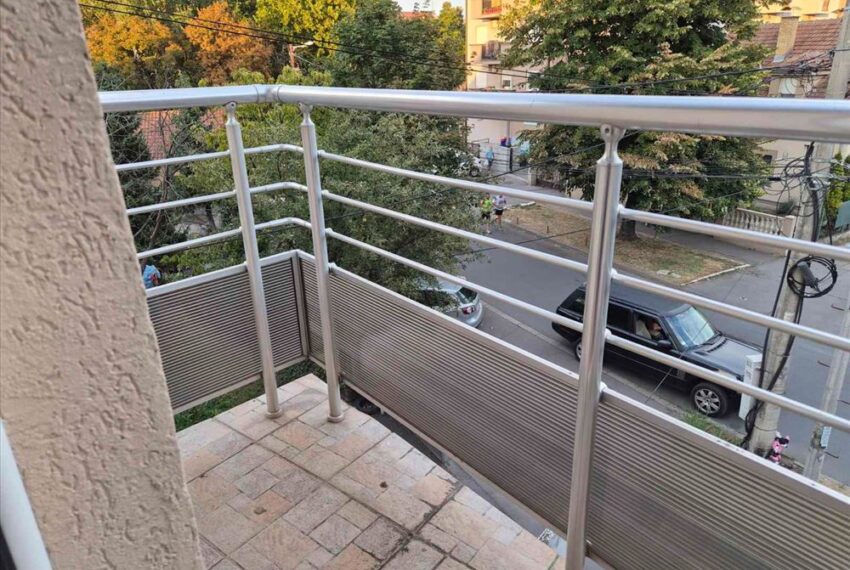 borca-1-5-soban-sa-parking-mestom-5425647635121-71816926325